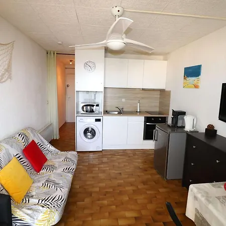Apartment 4 Pers Proche Et Commerces - Fr-1-307-208